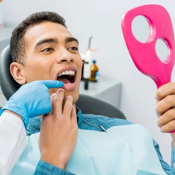 dental cleaning icon