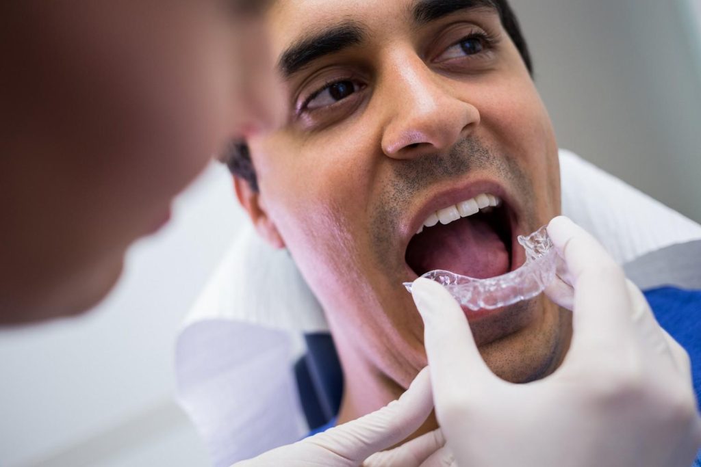 The Invisalign Advantage: Straight Teeth Without Metal Braces
